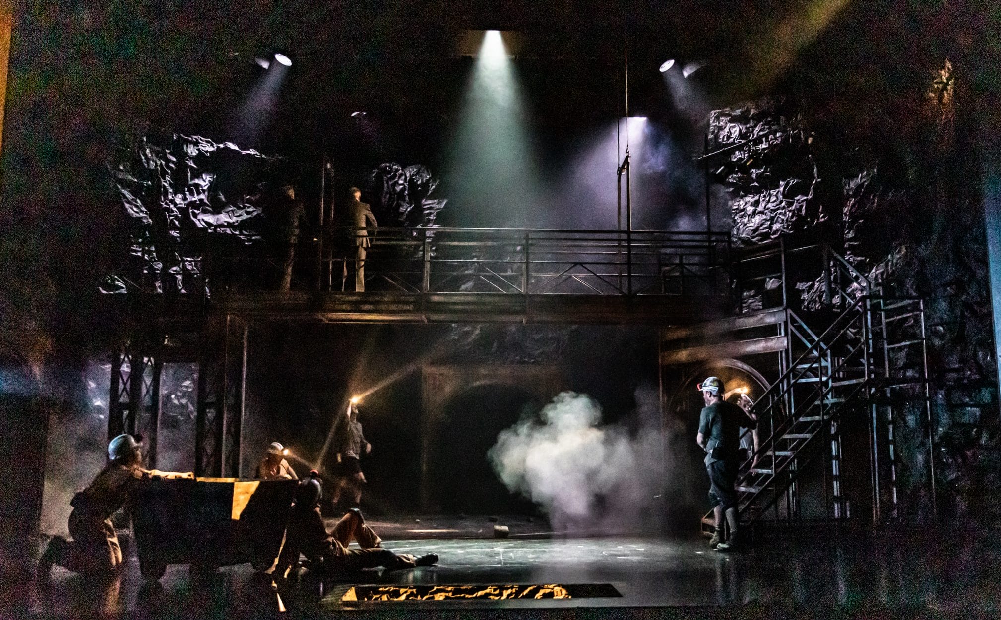 Wonderland at Nottingham Playhouse, photography by Darren Bell