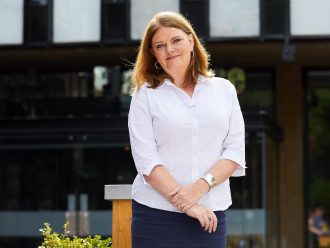 NEWS: MBE for Nottingham Playhouse Chief Executive and joint president of UK Theatre, Stephanie Sirr