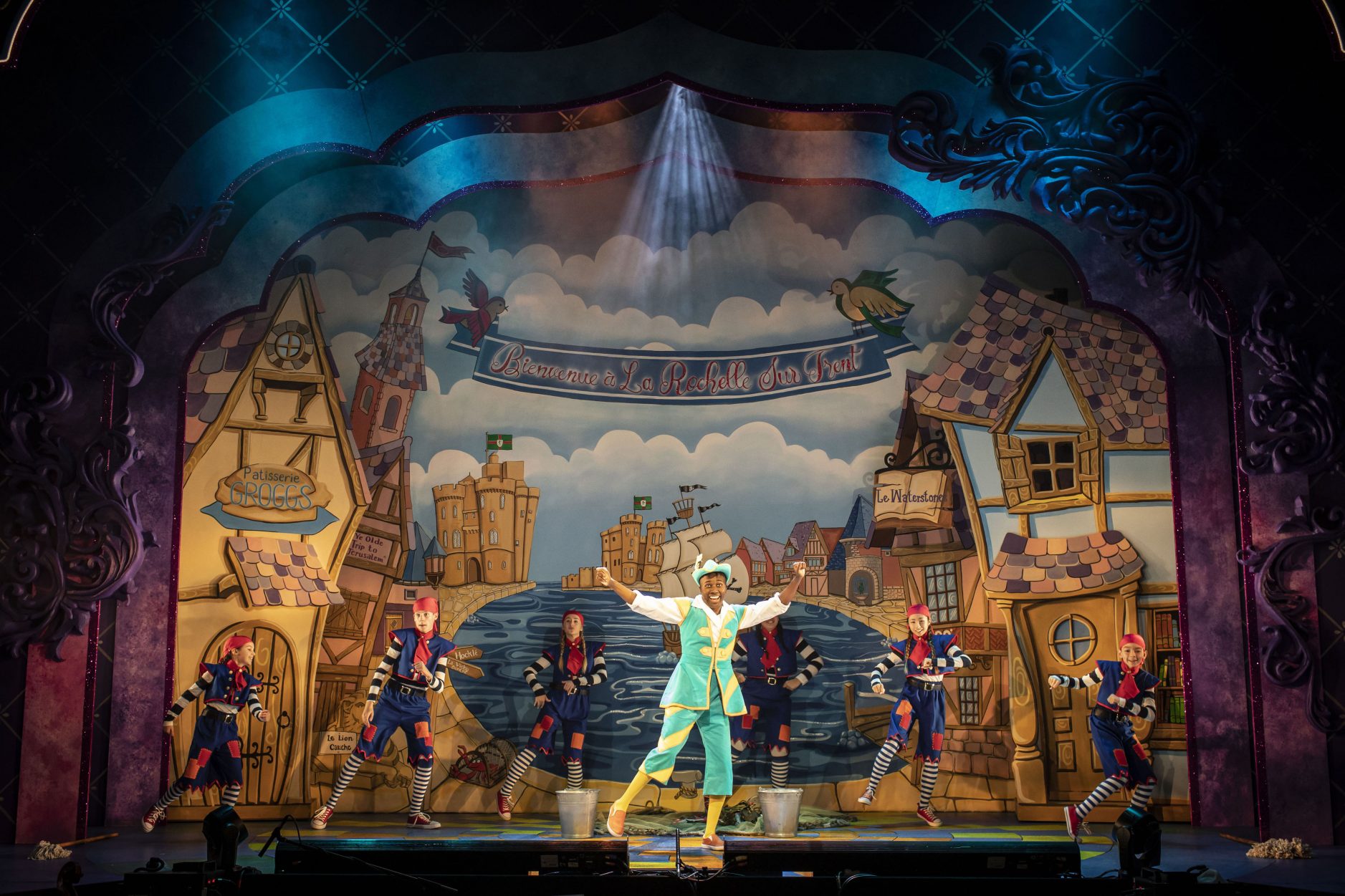 Photography by Helen Maybanks 