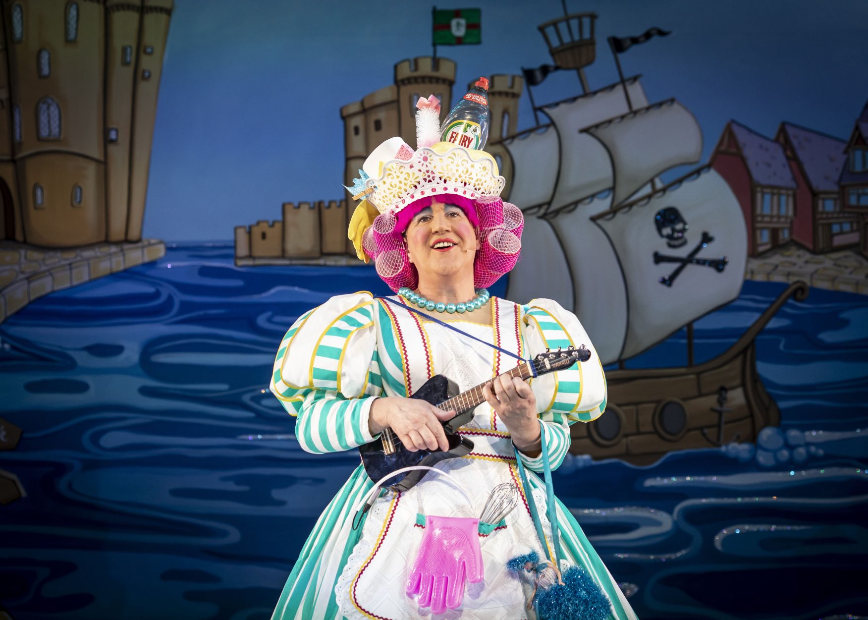 Photography by Helen Maybanks 