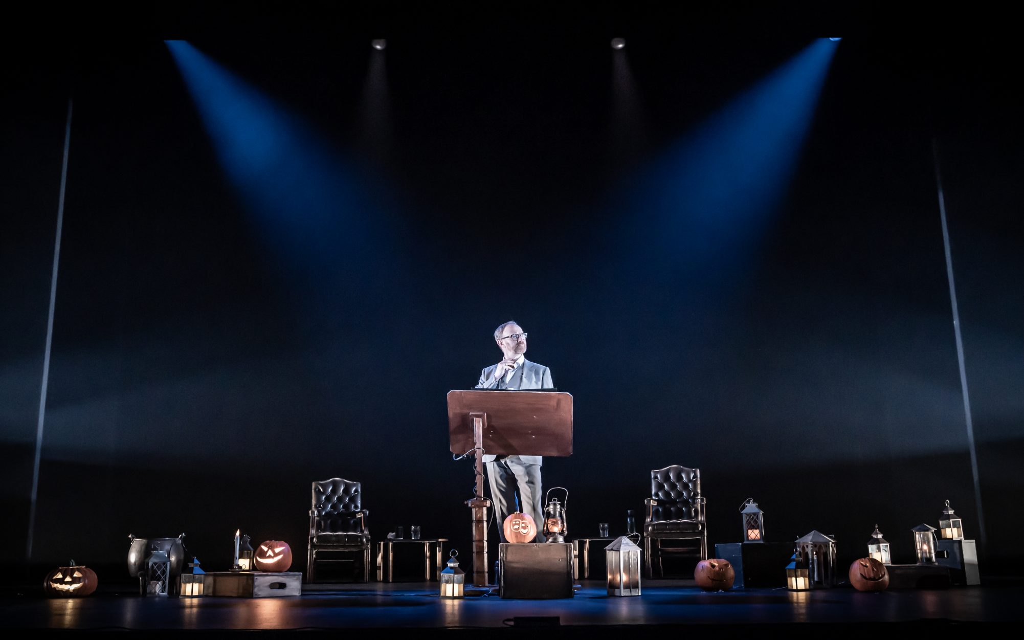 Ghost Stories with Mark Gatiss. Photo Credit: Marc Brenner