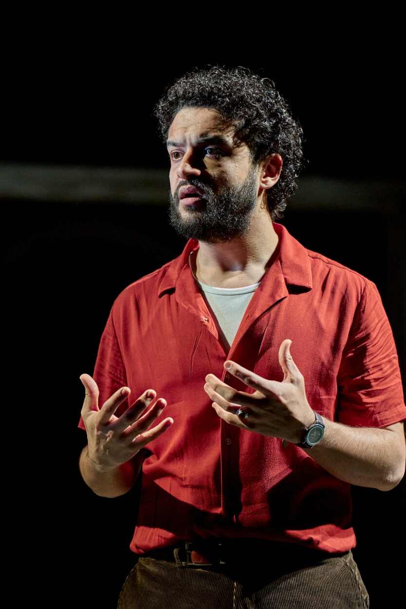 Alfred Clay in The Beekeeper of Aleppo (Photo: Manuel Harlan)