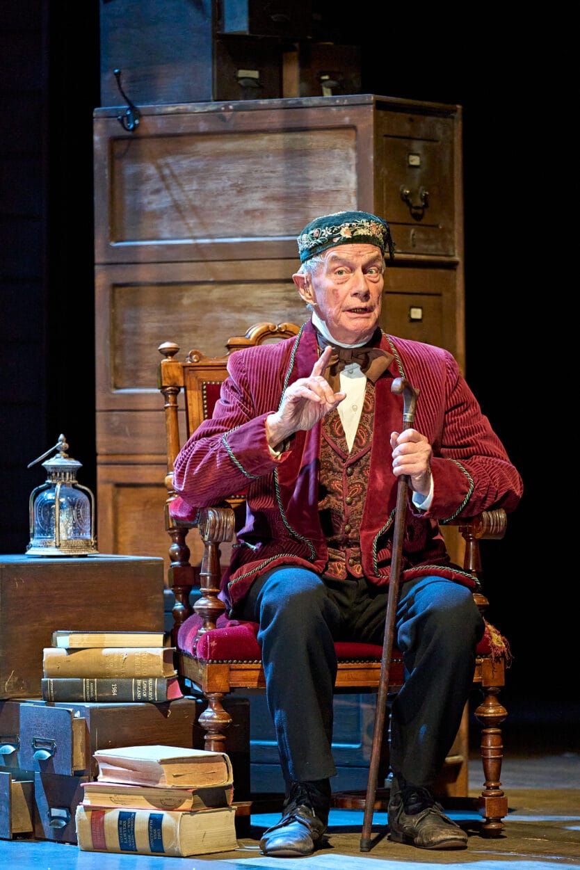 Geoffrey Beevers in A Christmas Carol. Photo by Manuel Harlan.