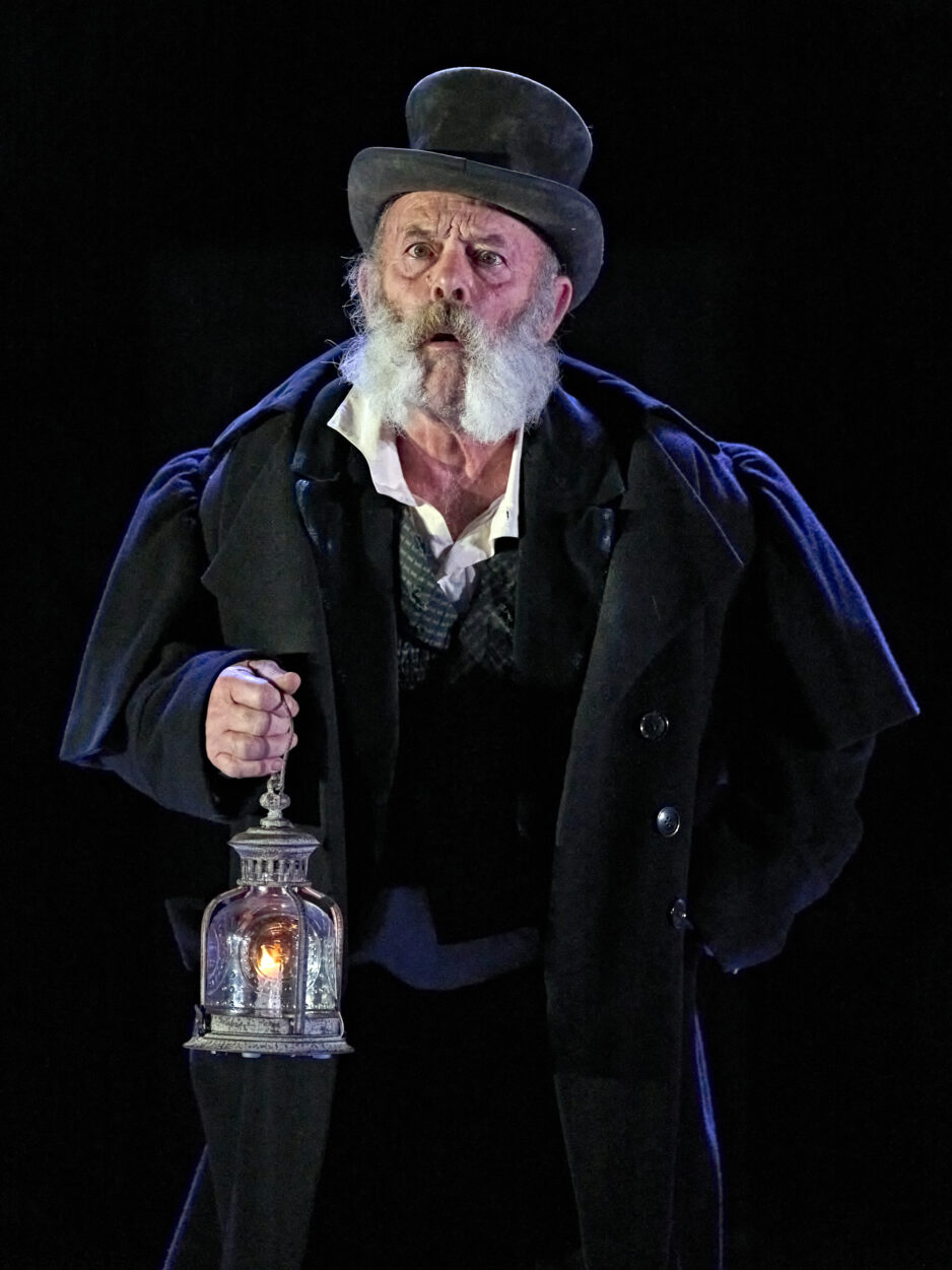 Keith Allen as Scrooge in A Christmas Carol. Photo by Manuel Harlan.