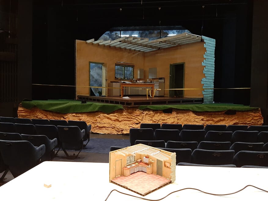 The model box and the final set.