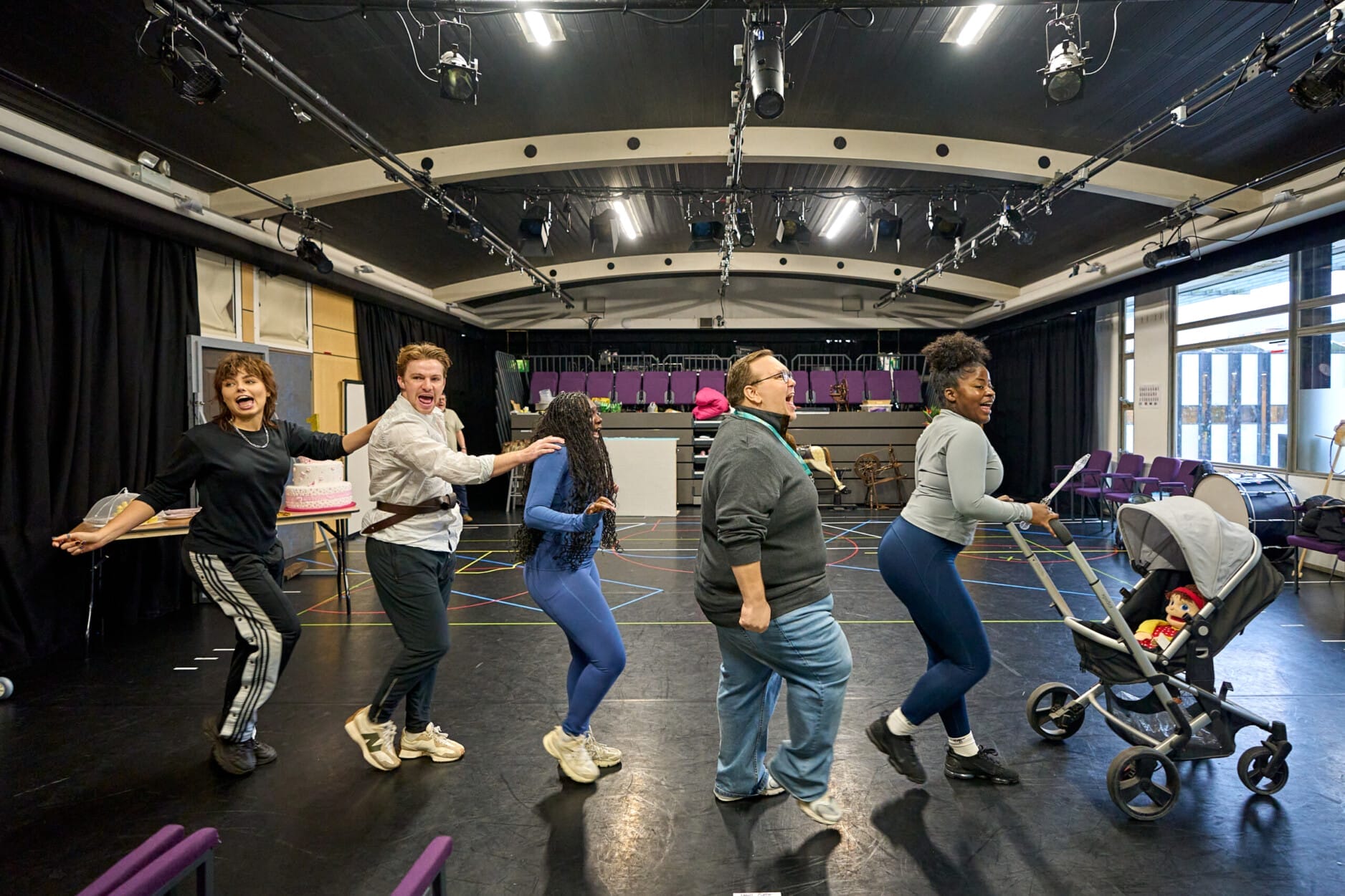 The cast of Sleeping Beauty in rehearsals. Photo by Manuel Harlan.